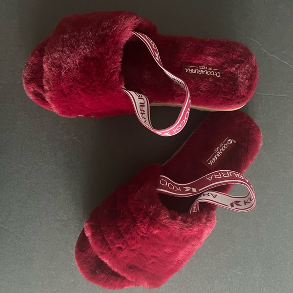 UGG Fluff Shearling Sandal Slippers - Picture 5 of 6